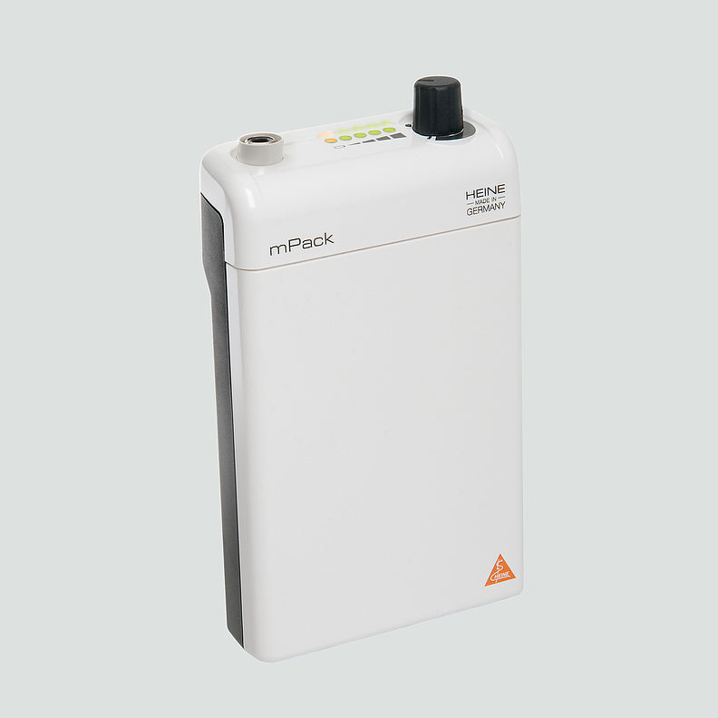 HEINE® mPack with Li-ion rechargeable battery and plug-in transformer X-007.99.672