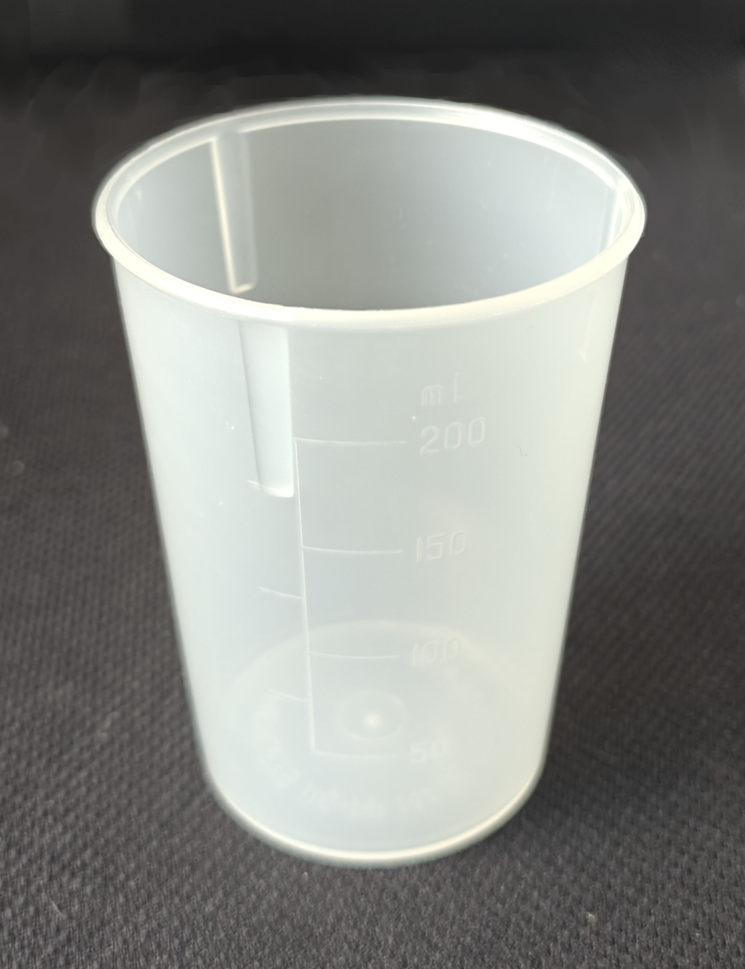 116PP - Henley Beaker Base